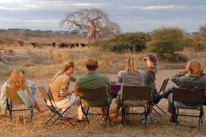 hot air balloon in the serengeti safaris